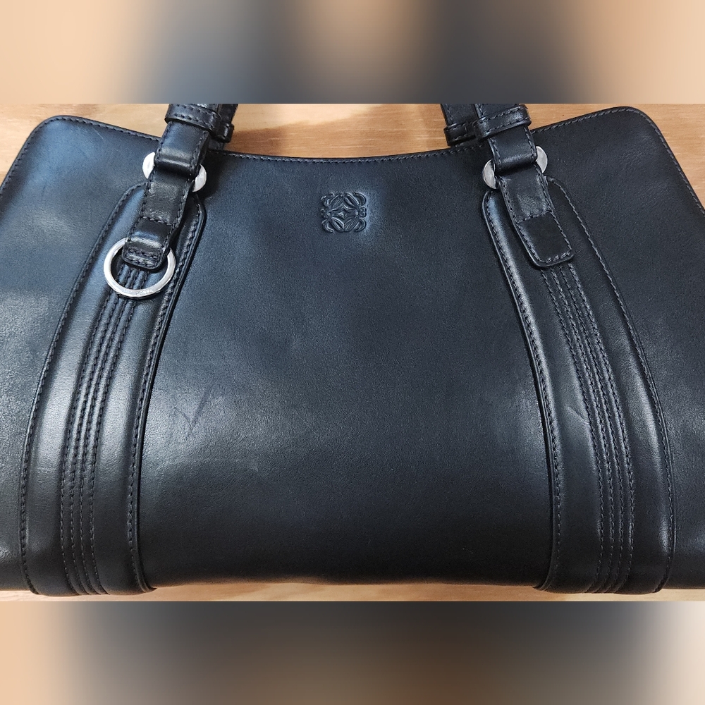 Loewe Camoscio Anagram Bag - Picture 3 of 16